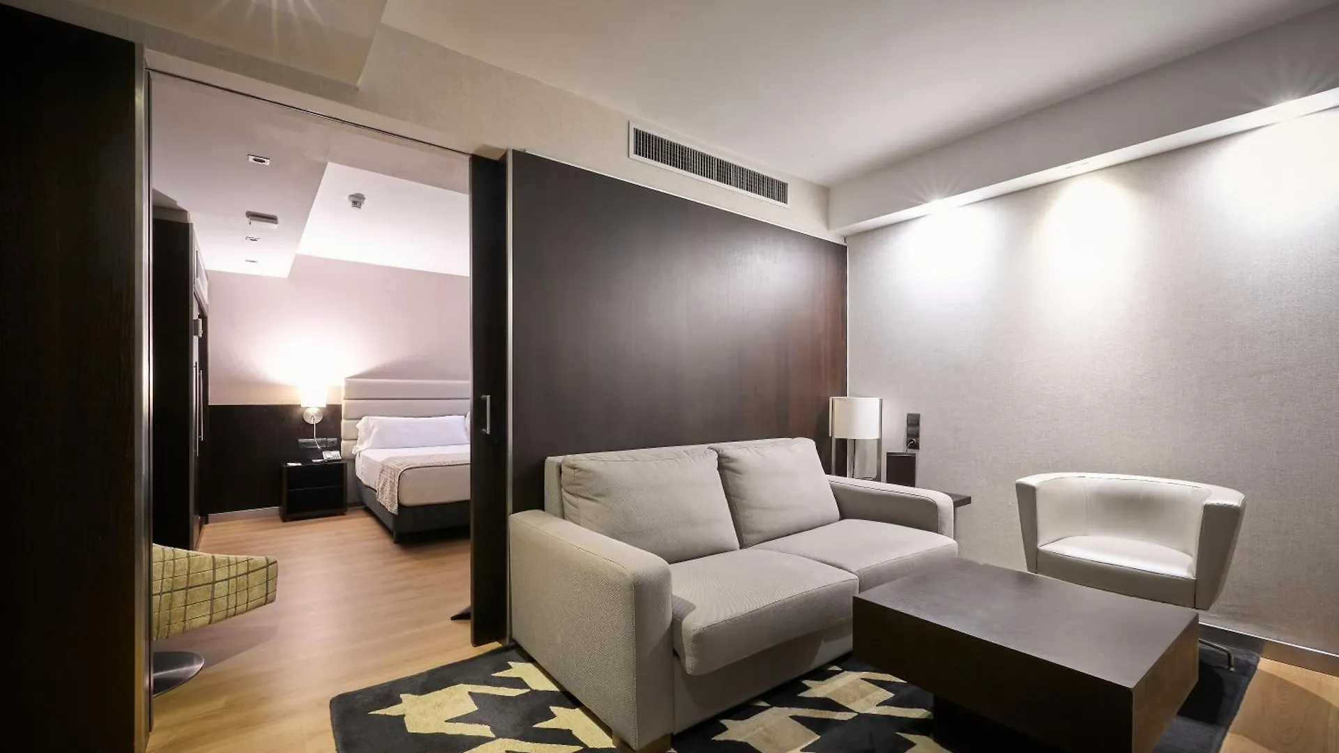 Catalonia Rigoletto Hotel Barcelona 4*,